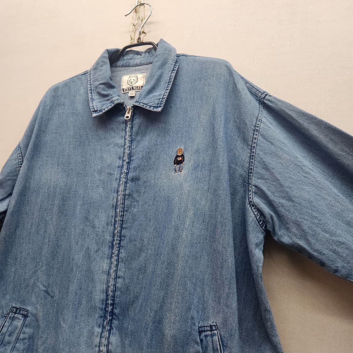 후아유 스티브 베어 자수 워싱 데님 바시티 자켓L(2XL) 상품이미지3