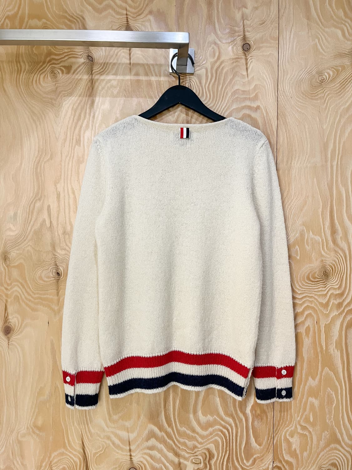 톰 브라운 보트 넥 울 스웨터 상품이미지3