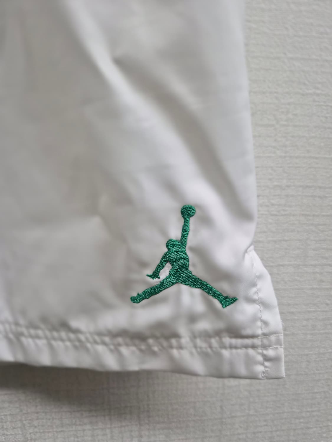 XXL) 나이키 조던 화이트 반바지 팝니다 상품이미지3