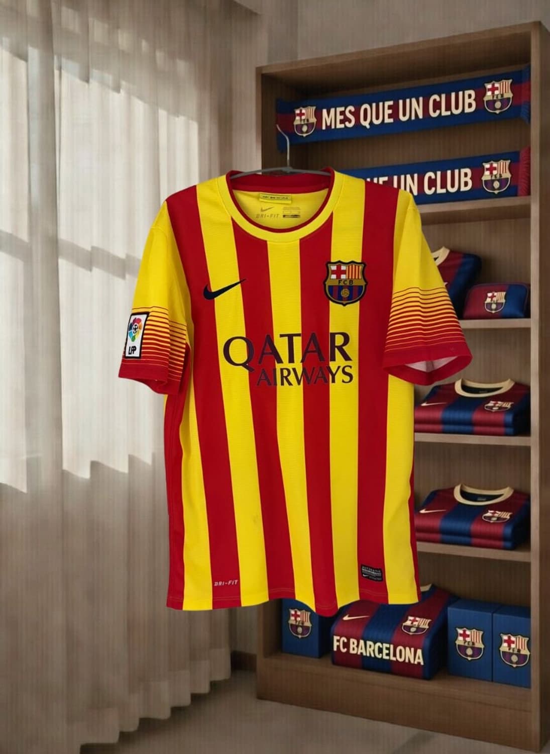 13-14 바르셀로나 어웨이 이니에스타 유니폼 정품 상품이미지2