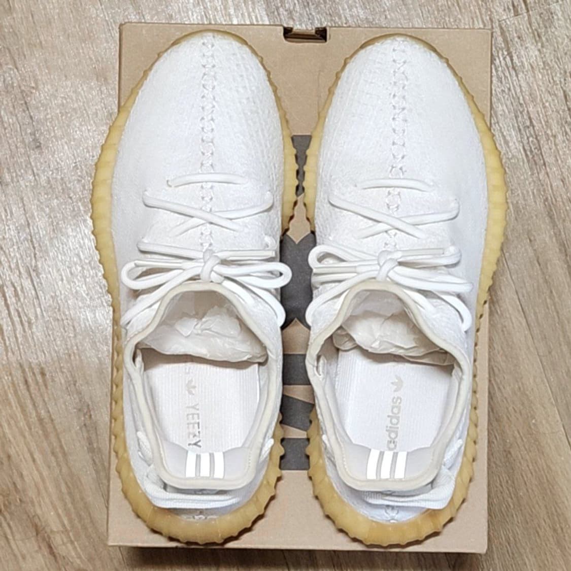 아디다스 285 이지부스트 크림화이트 상품이미지4