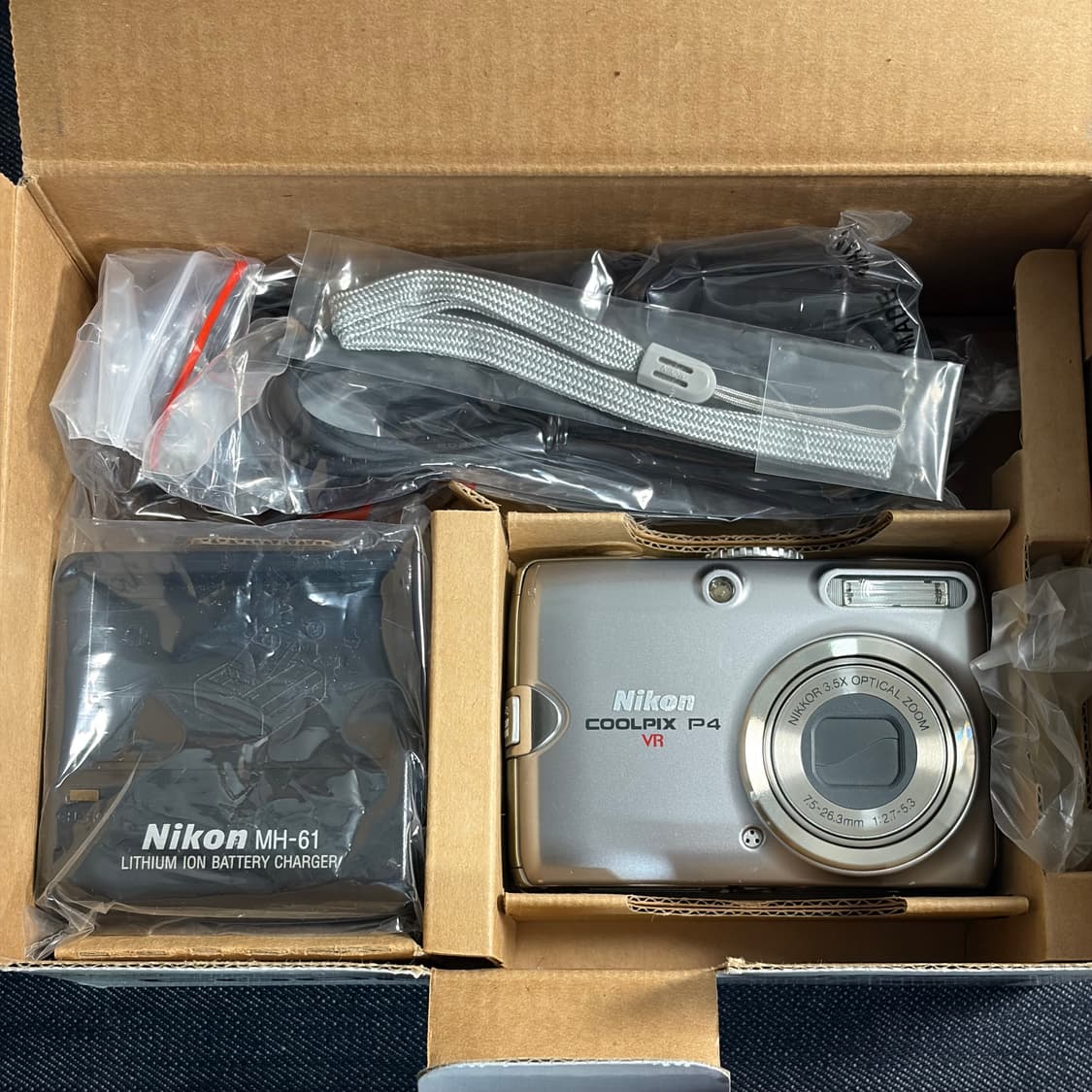 풀박스) 니콘 쿨픽스p4 상품이미지7
