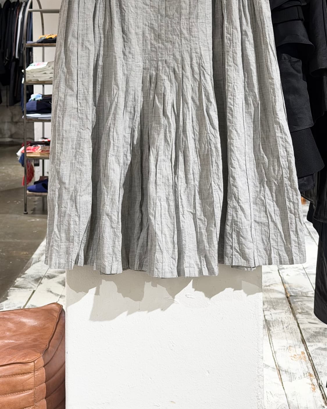 하이 스포르팅 기어 그레이 플리츠 롱 스커트 상품이미지3