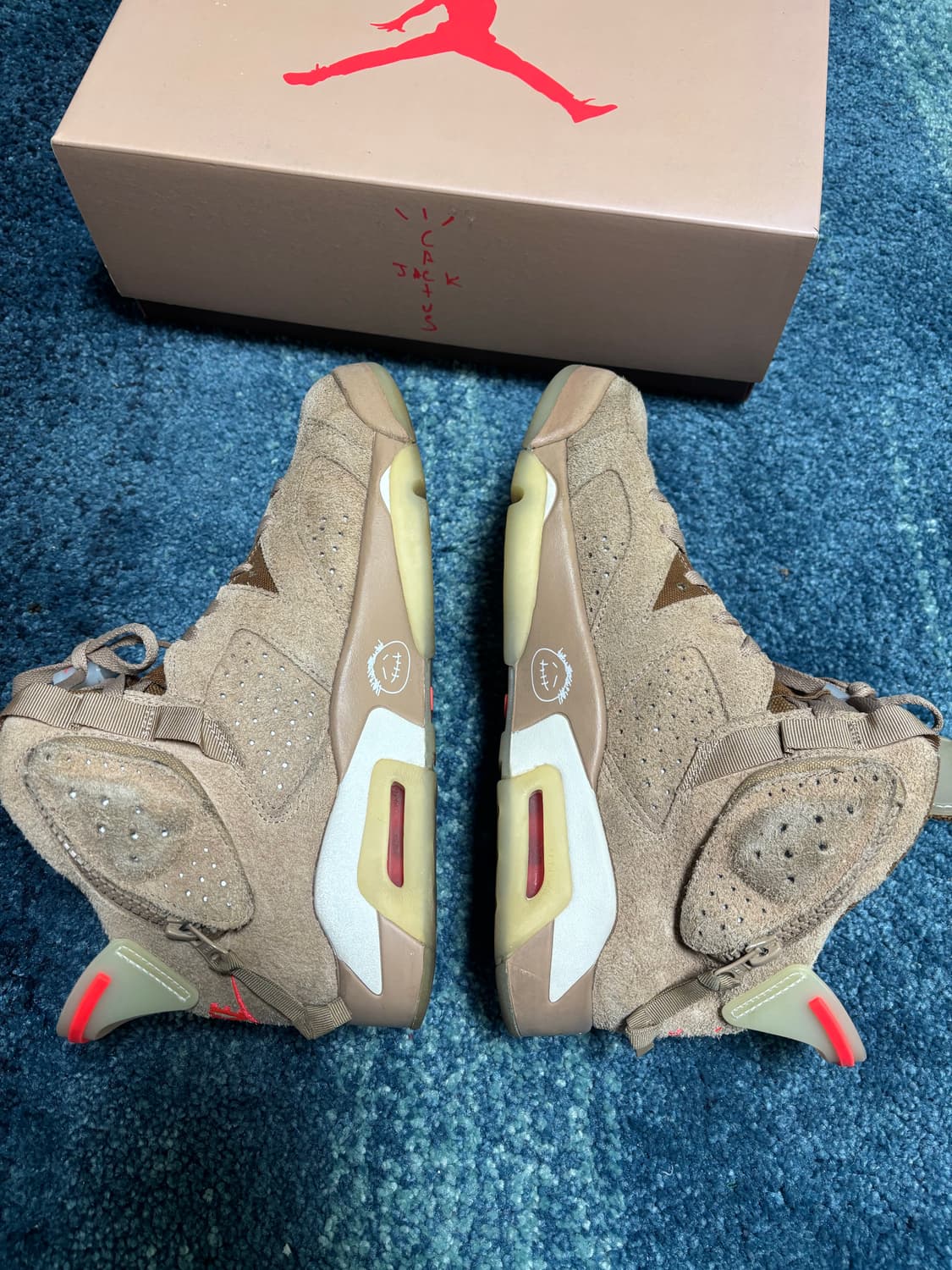 나이키 조던6 트래비스스캇 SP 브리티쉬카키 270 상품이미지4