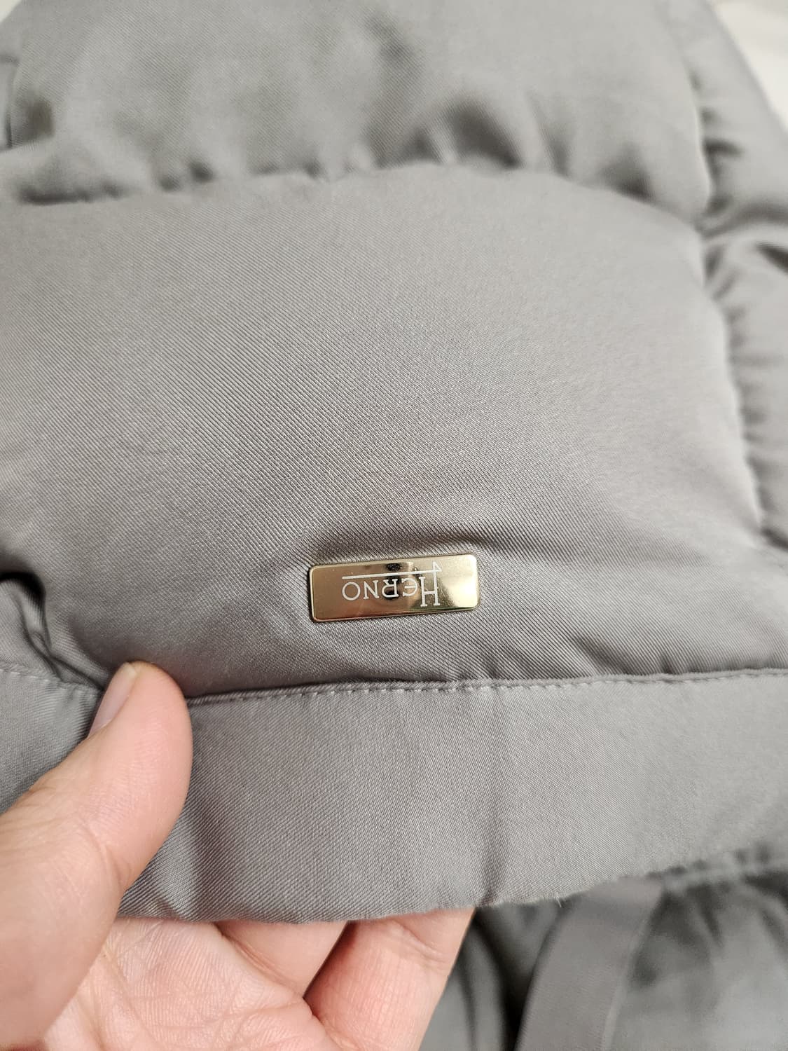 에르노 HERNO 여성 폴라테크후드패딩 상품이미지6