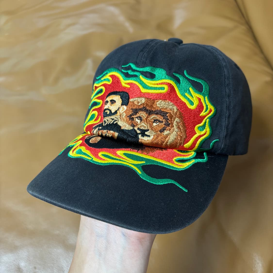 Supreme 슈프림 라이온 워시드 블랙 6패널 볼캡 모자 (Black) 상품이미지4