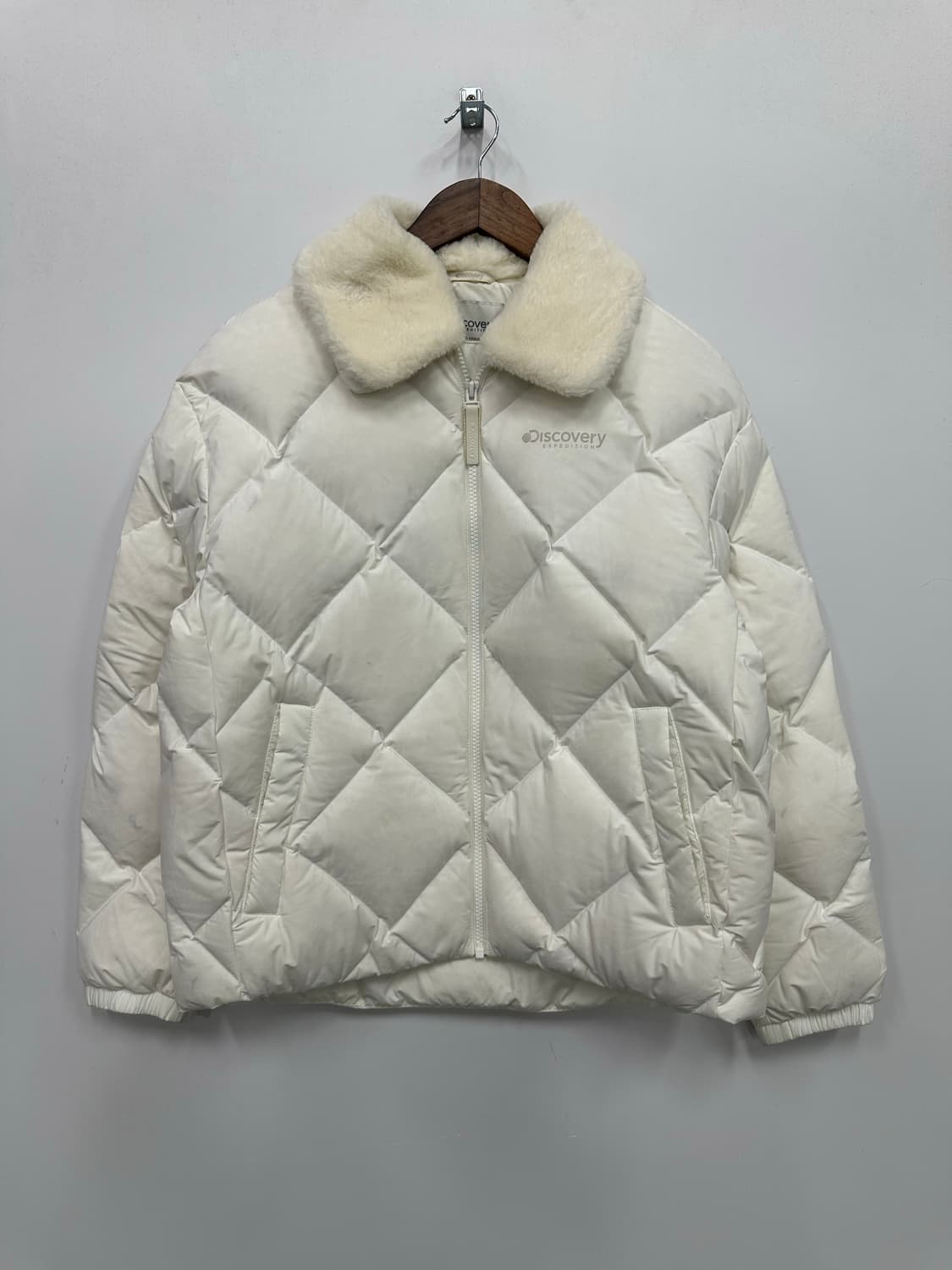 디스커버리 카라넥 구스다운 경량패딩 상품이미지1
