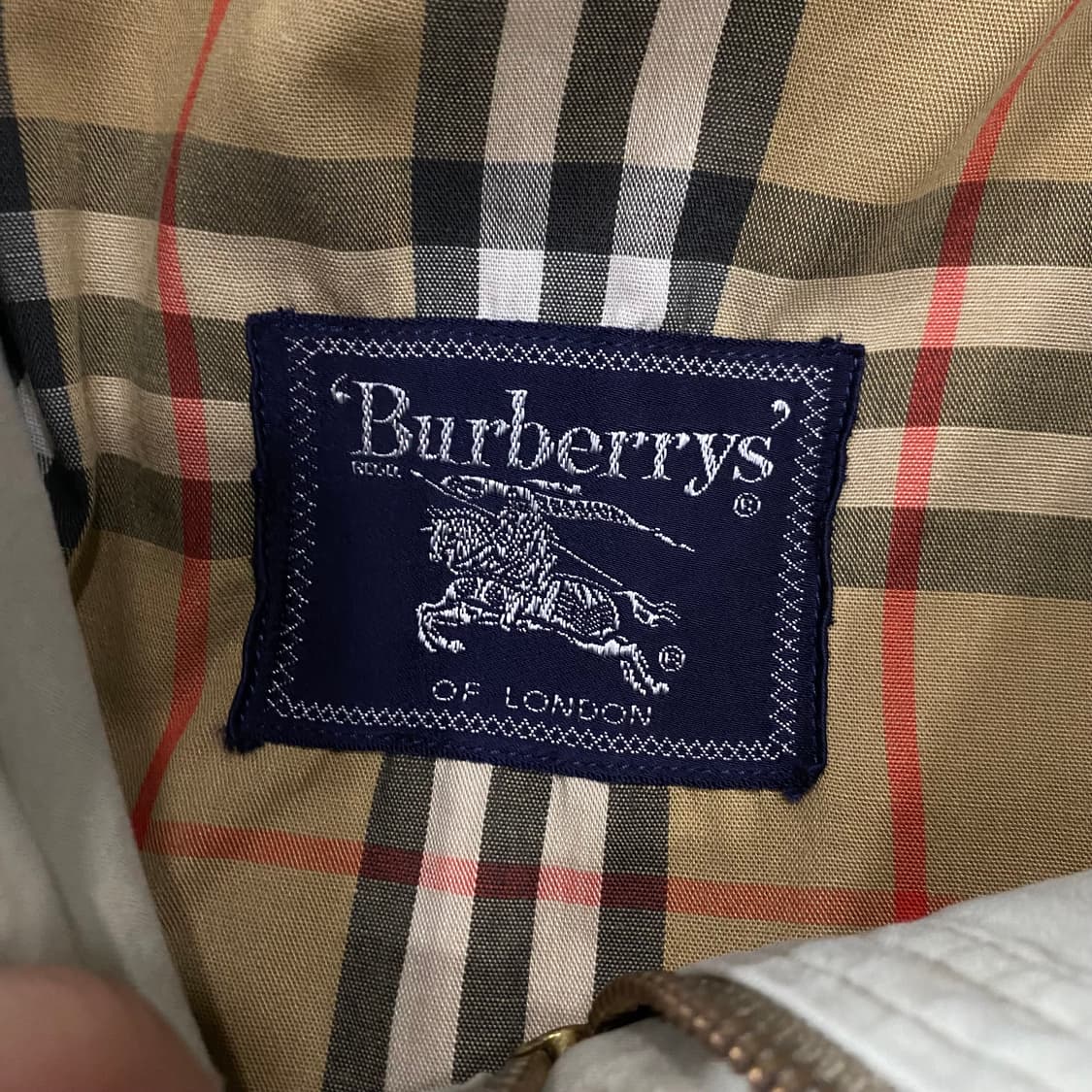 버버리 월계수 스윙톱 자켓 상품이미지4