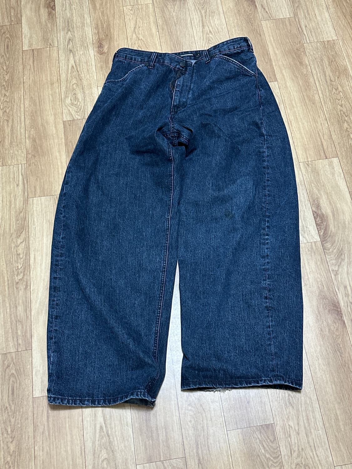 해칭룸 와이드 커브진 다크블루 4 상품이미지3