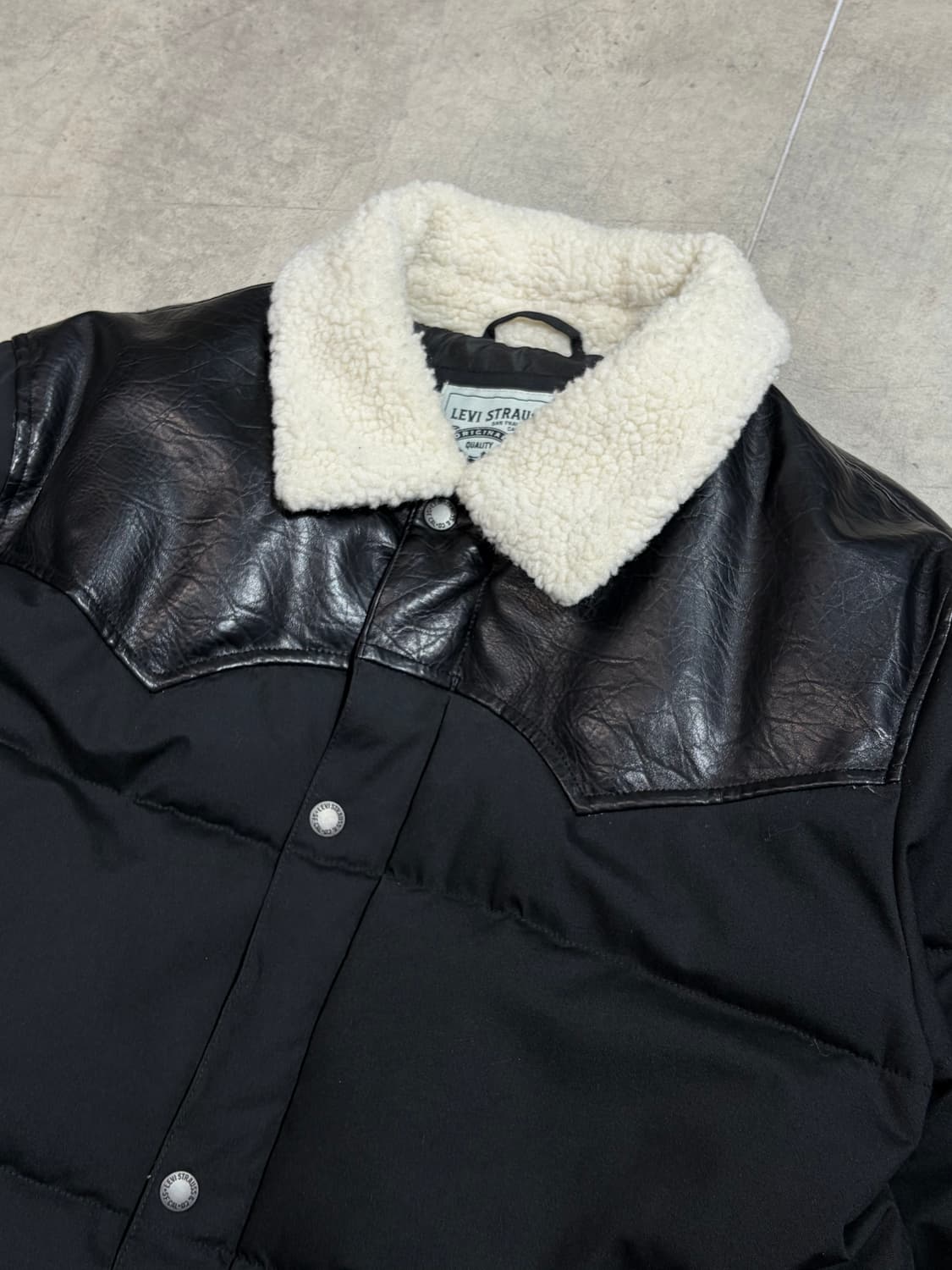 리바이스 쉐르파 레더 가죽 패딩 자켓 상품이미지3