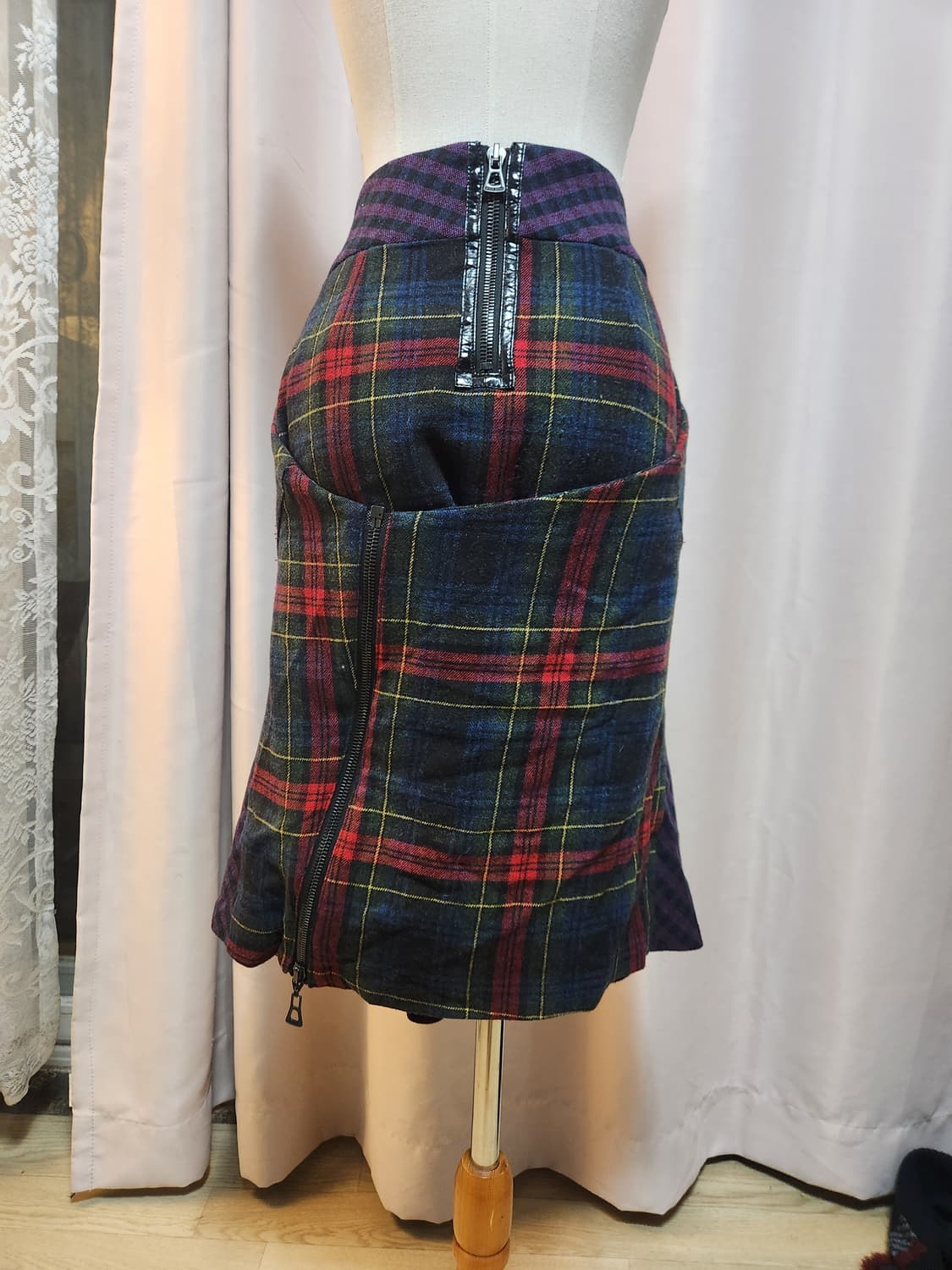 보스 브리티시 타탄체크 유니크스커트 상품이미지2