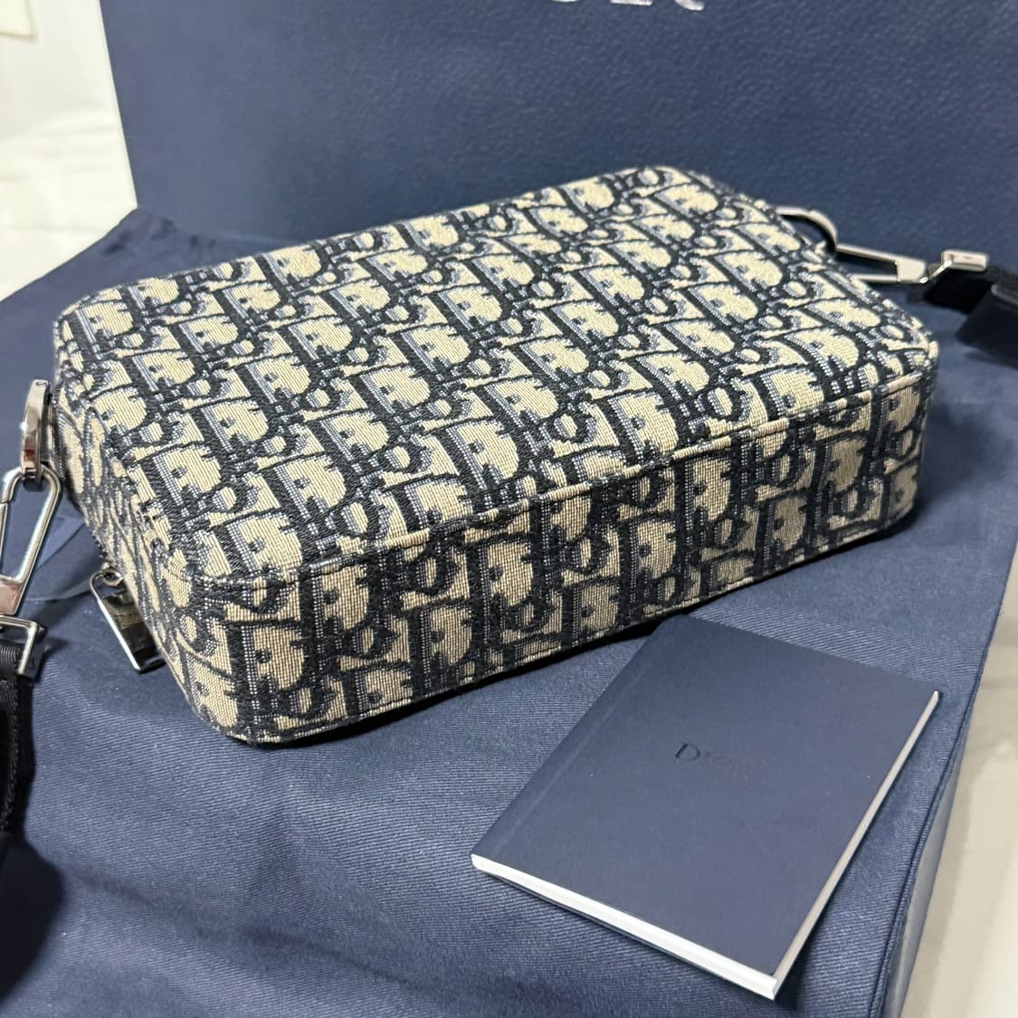 디올 오블리크 사파리 메신저백 상품이미지4