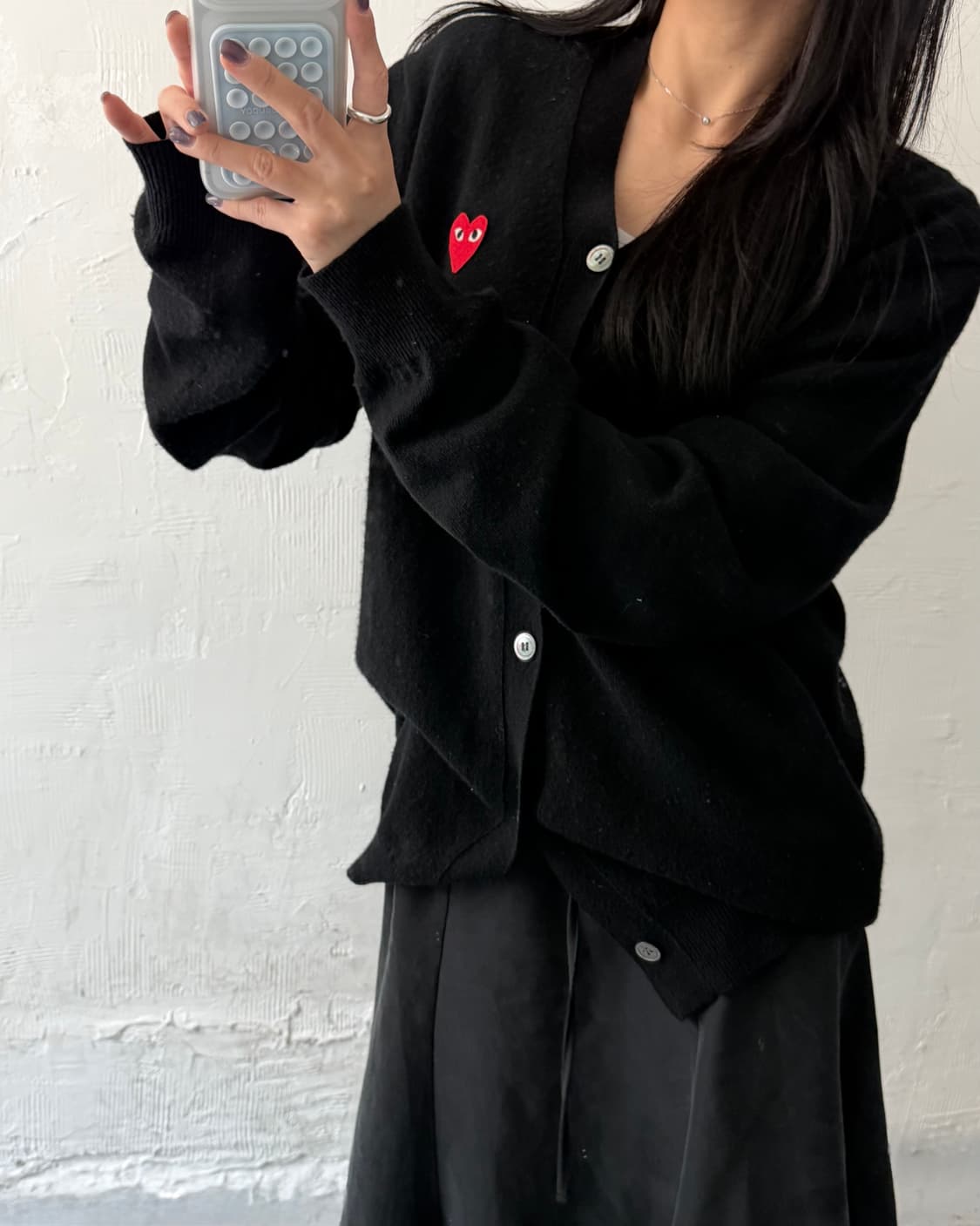 COMMEdesGARCONS 꼼데가르송 레드와펜 블랙컬러 브이넥 가디건 상품이미지3