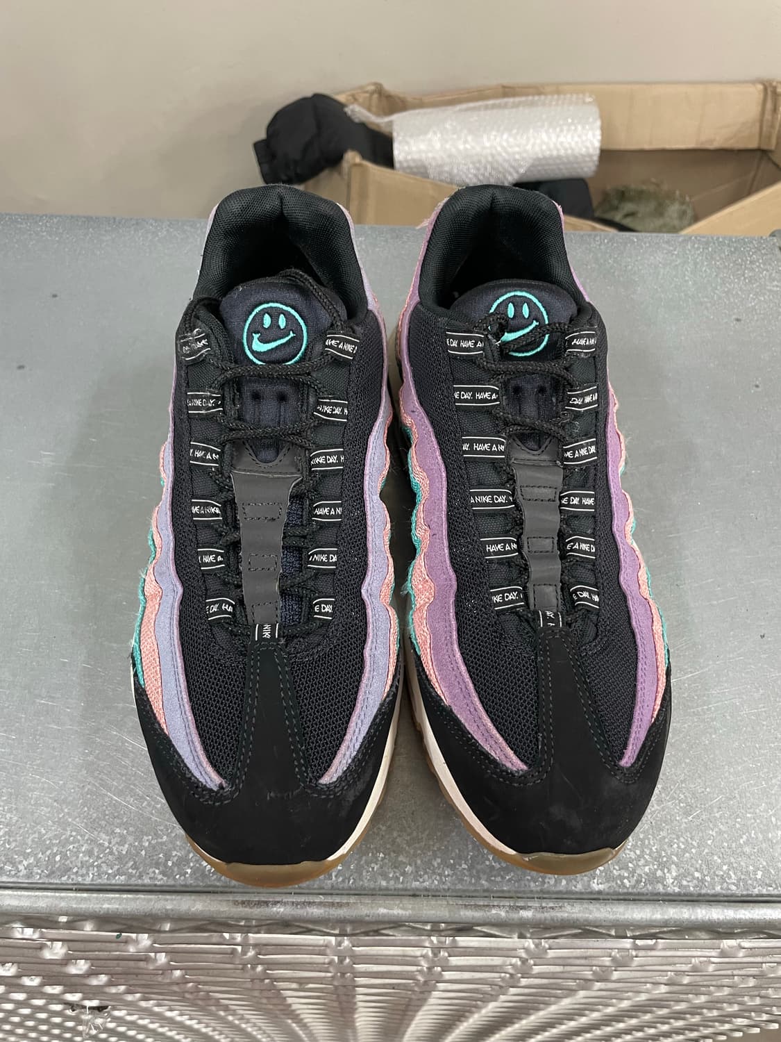 나이키 에어맥스 95 해브 어 나이키 데이 285 상품이미지5