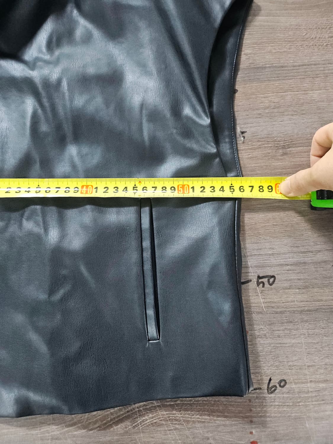 리오벨  블랙 레더 조끼 자켓  66 상품이미지6