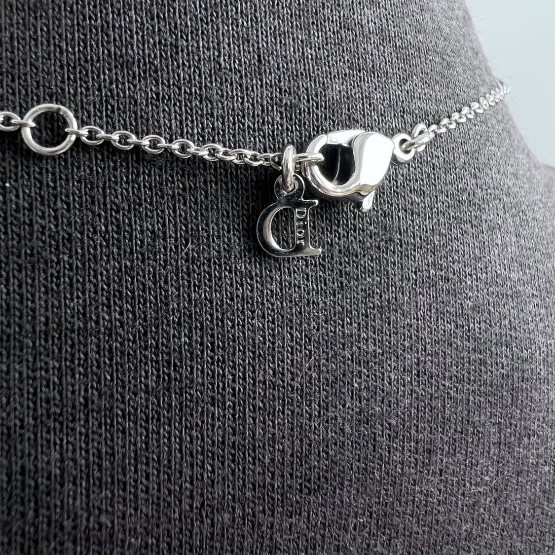 디올 오블리크 데이지 목걸이 상품이미지5