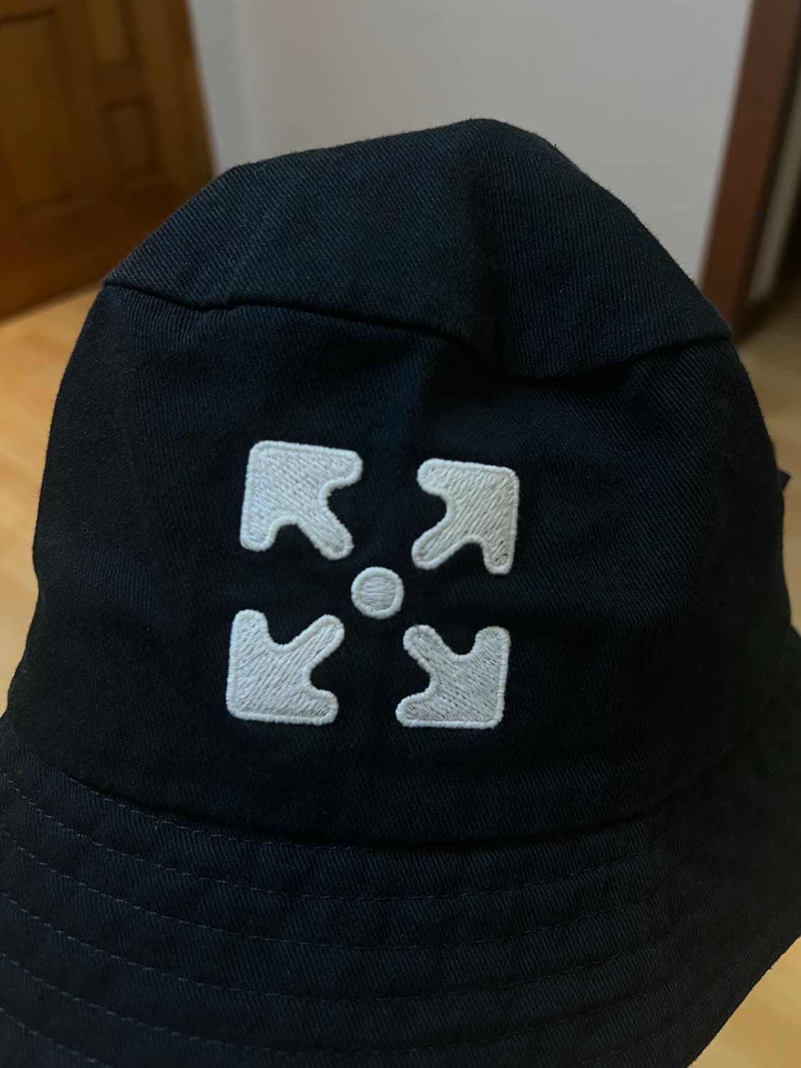 off white 버킷햇 상품이미지3