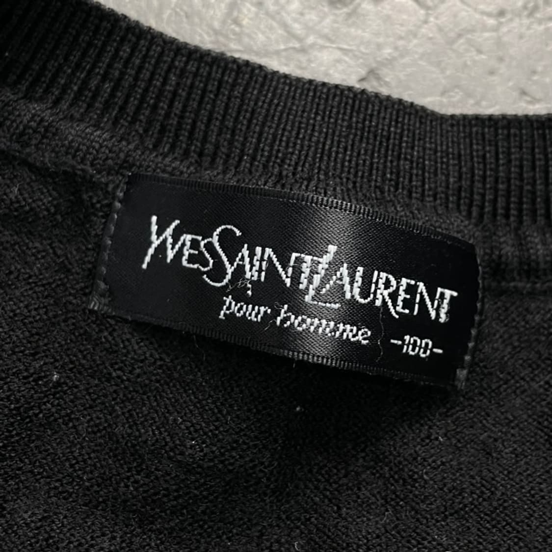 100 입생로랑 니트 상품이미지3