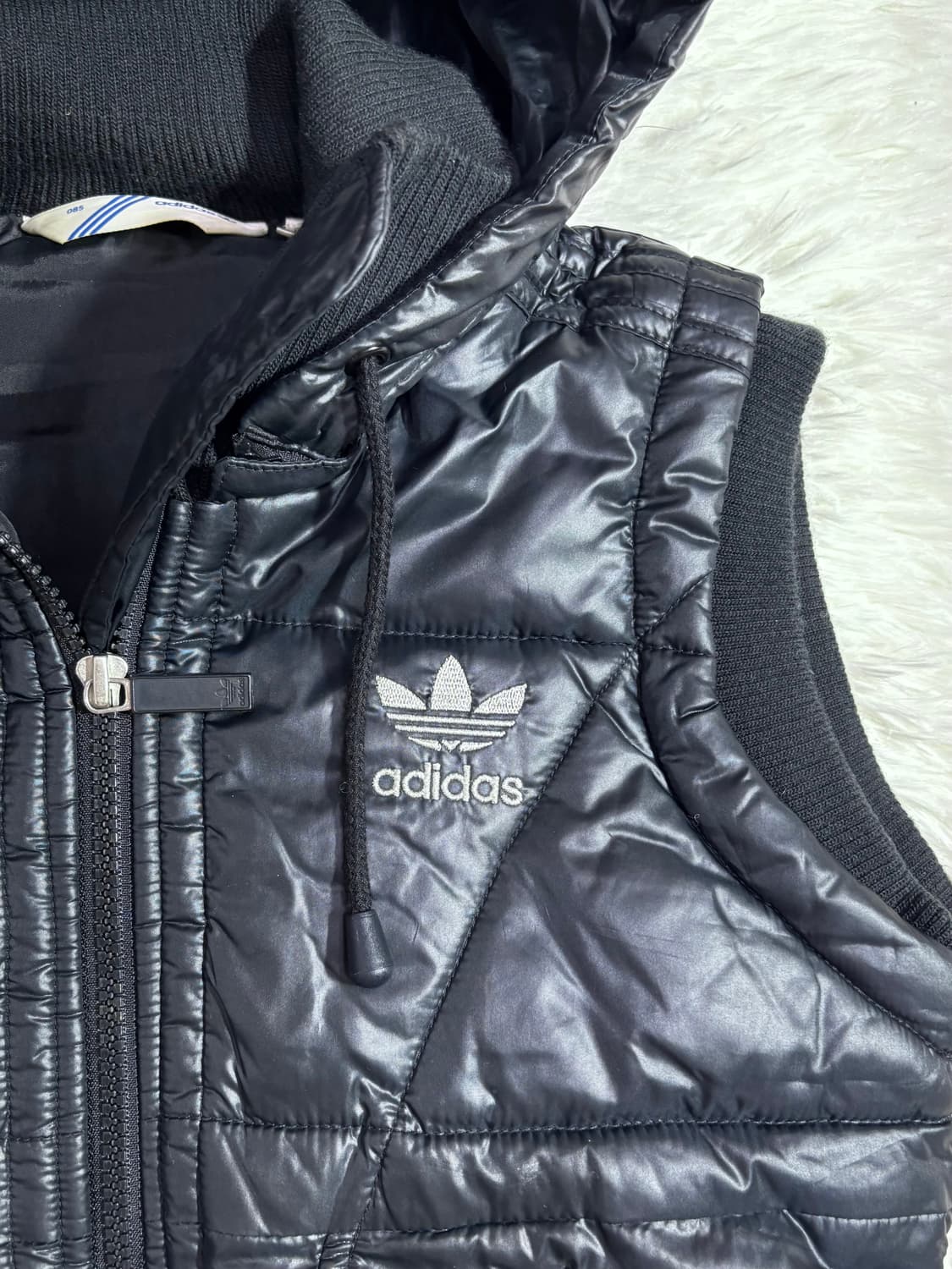 아디다스 실버로고 유로파 다운 패딩 상품이미지6