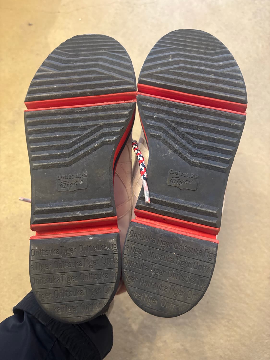 오니츠카타이거 포쿠리 스니커즈 상품이미지7