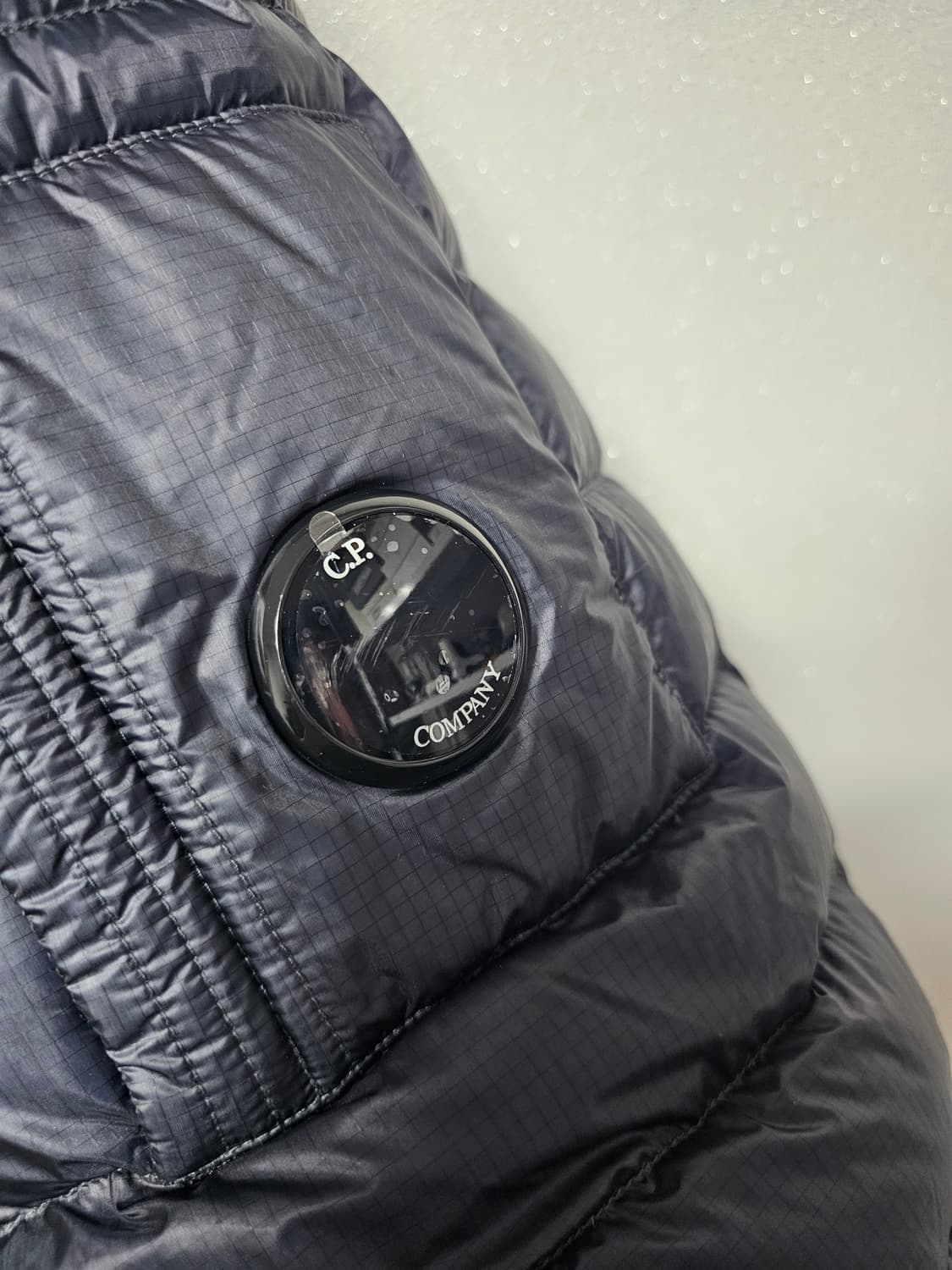 CP컴퍼니 D.D SHELL 경량 다운 패딩 24FW 상품이미지3