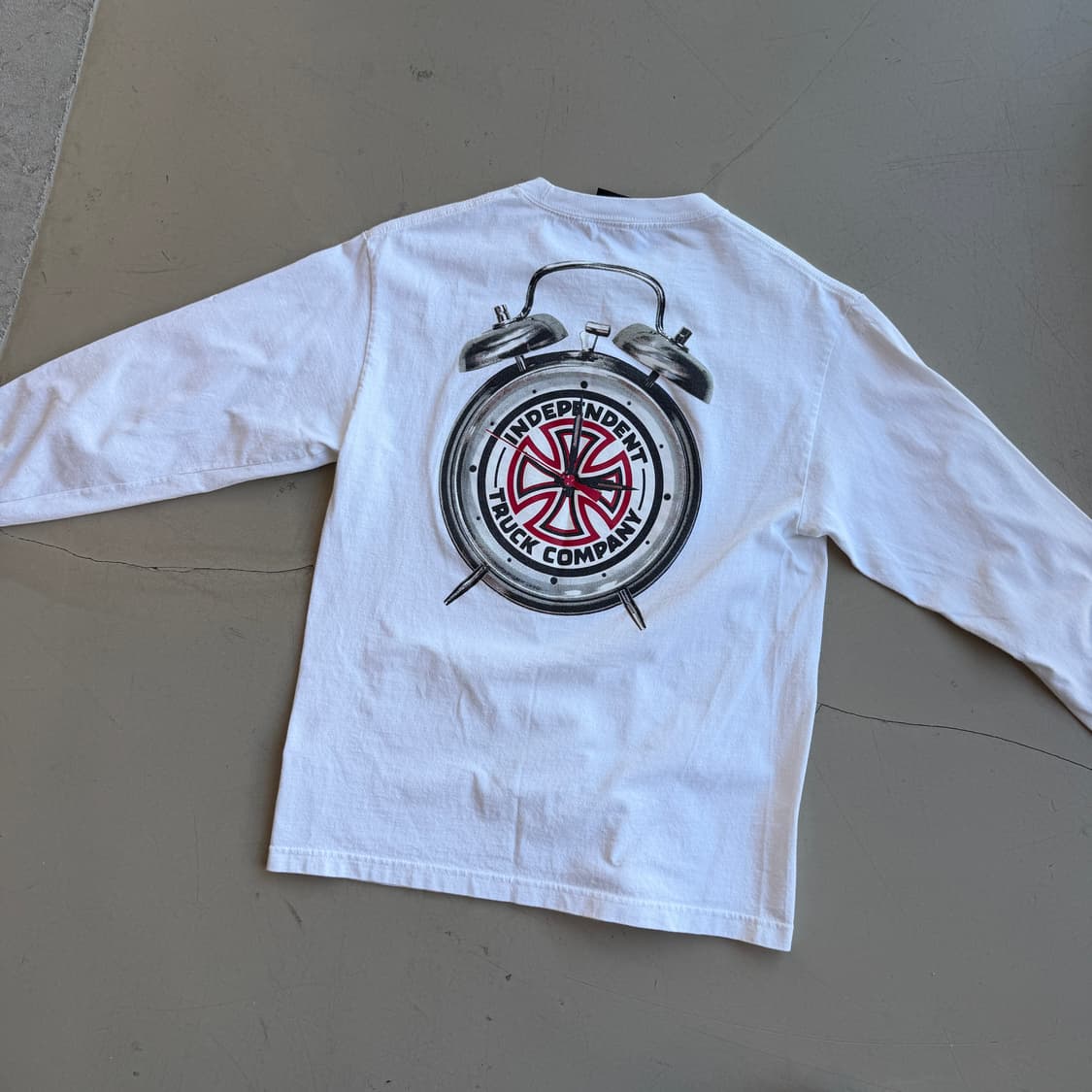 트레셔 x 인디펜던트 롱 슬리브 상품이미지1