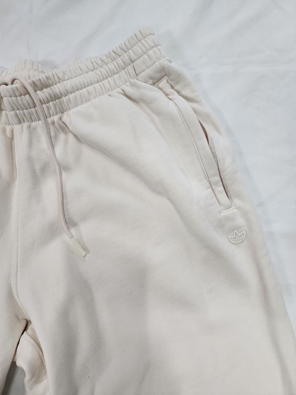 아디다스 아디컬러 컨템포 프렌치 테리 트레이닝 조거 팬츠 상품이미지4