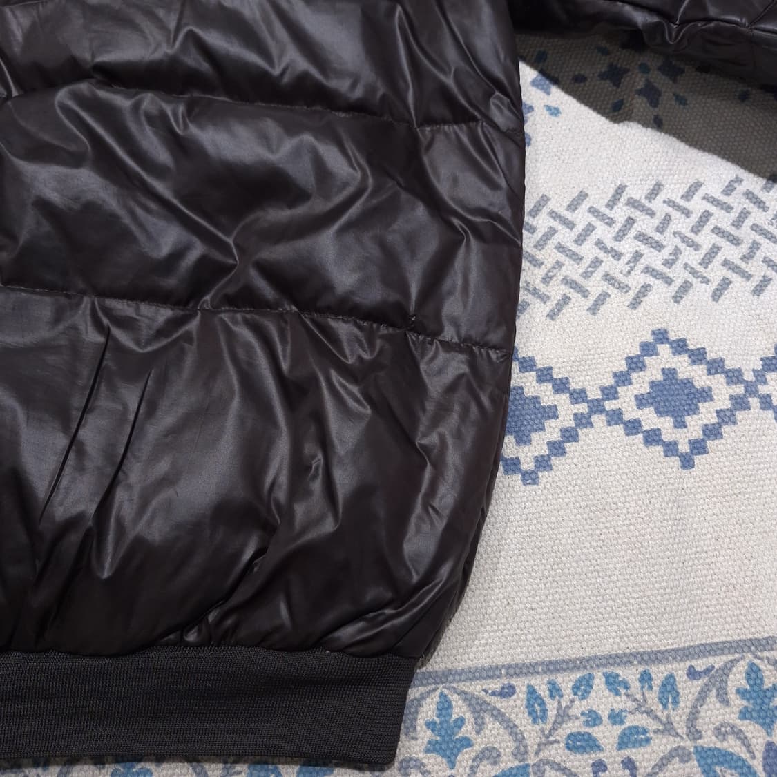 아디다스 00s 블랙 베이지 스카이블루 카키 배색 유광 오리털 패딩 점퍼 상품이미지9