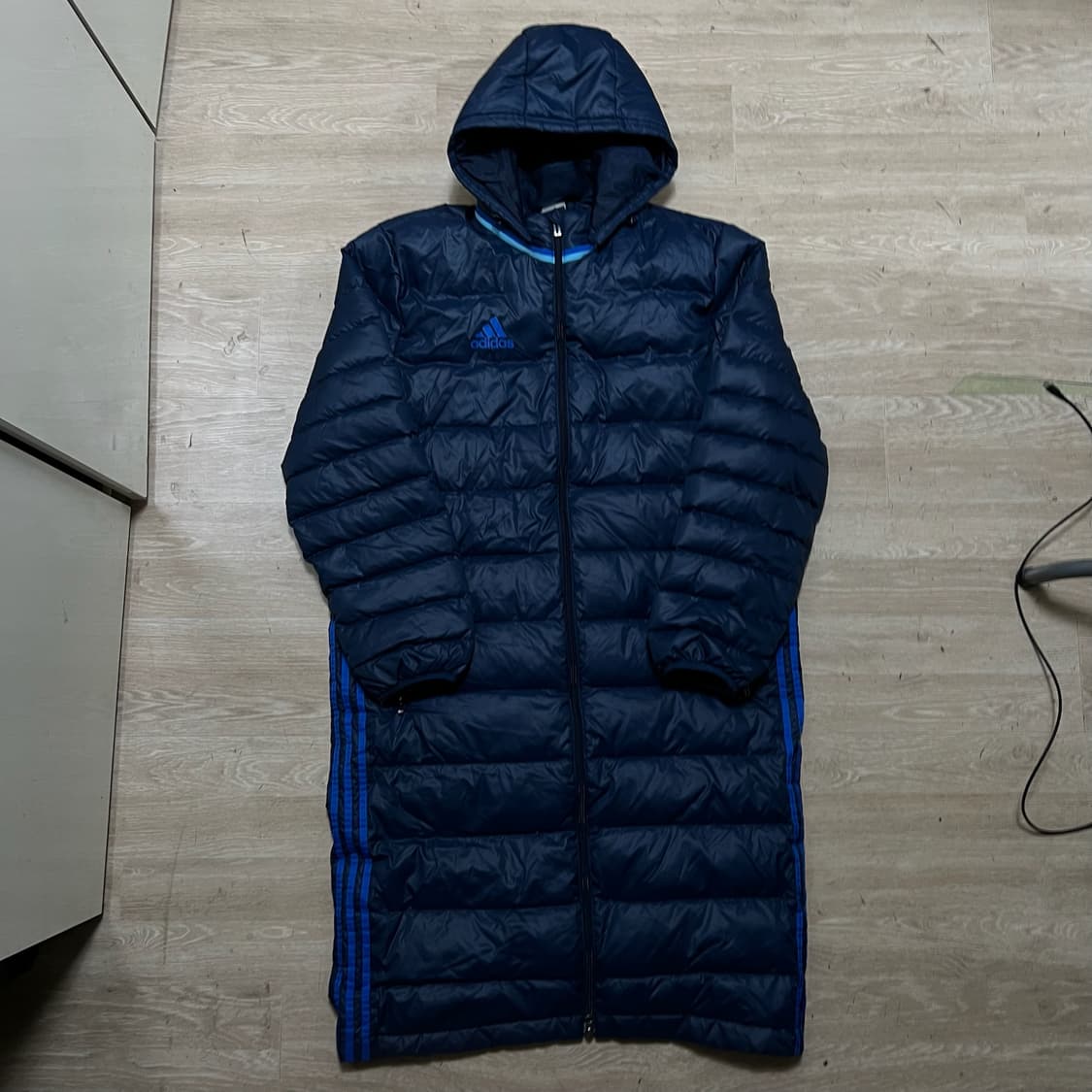 아디다스 다운 롱패딩 자켓 상품이미지1
