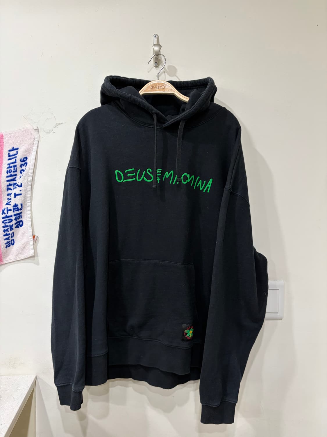 데우스 후드티 상품이미지1