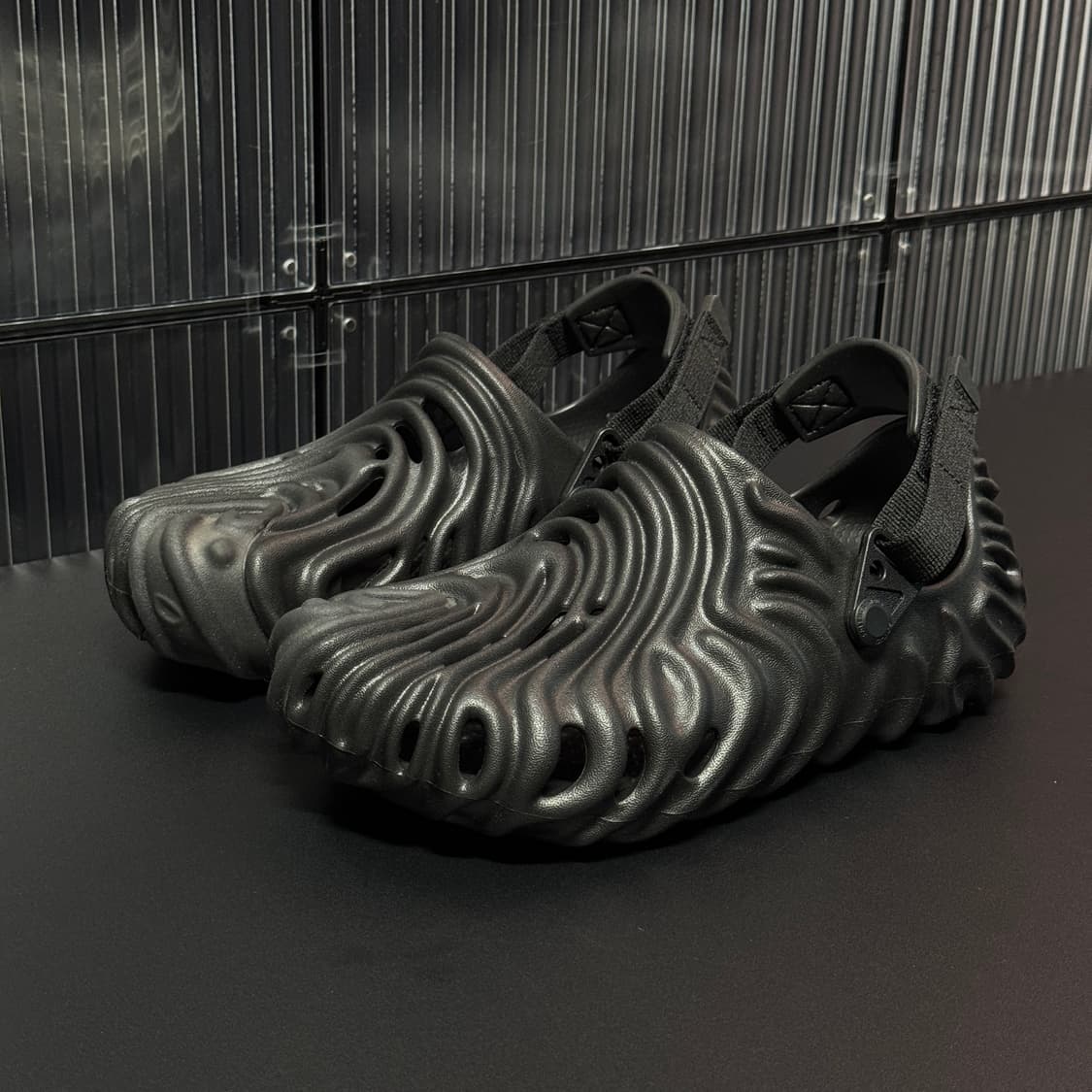 크록스 X 살레헤 벰버리 폴렉스 클로그 상품이미지1