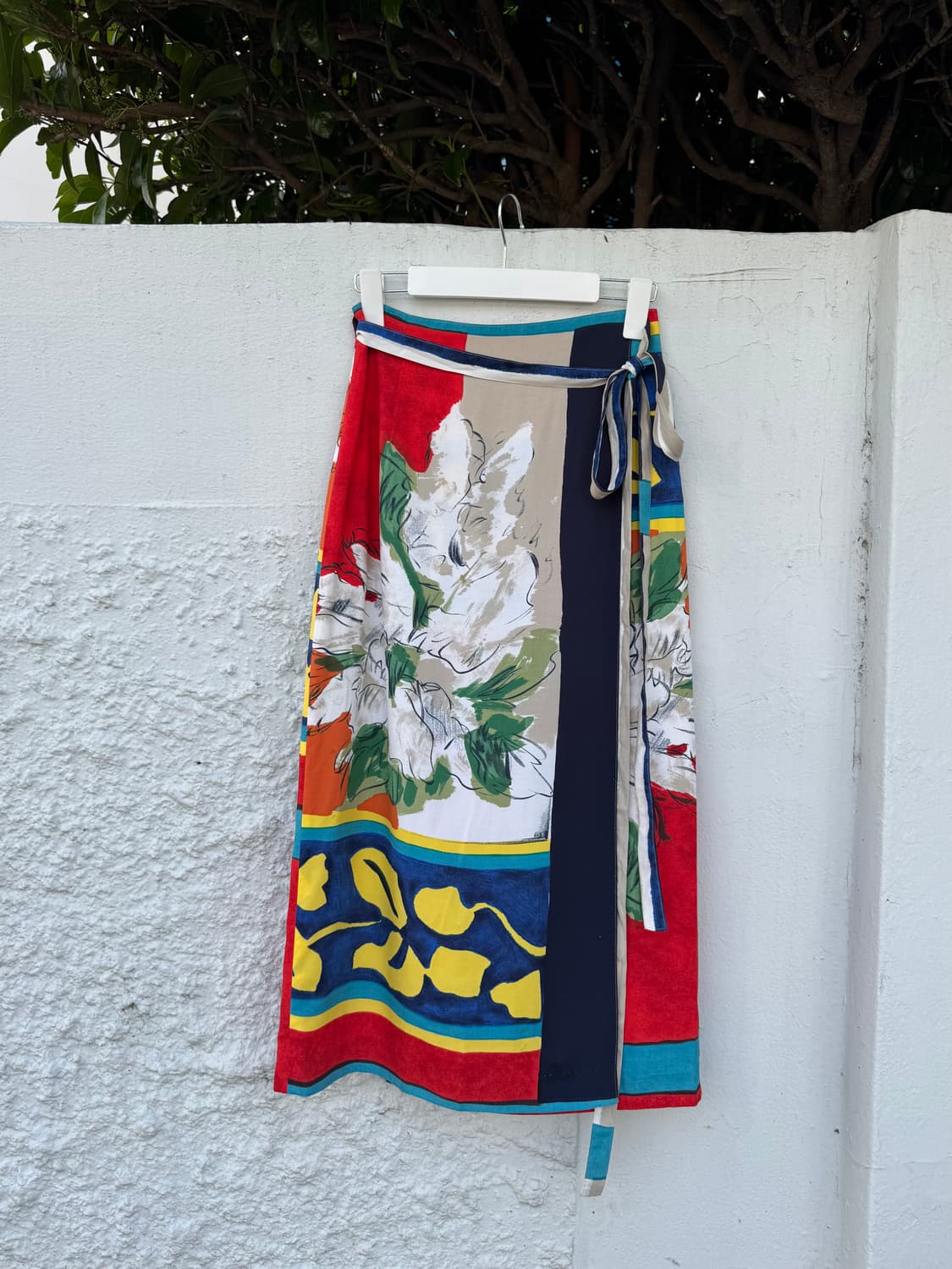 Scapa Italy Fabric 레이온 플라워 랩 스커트 상품이미지1