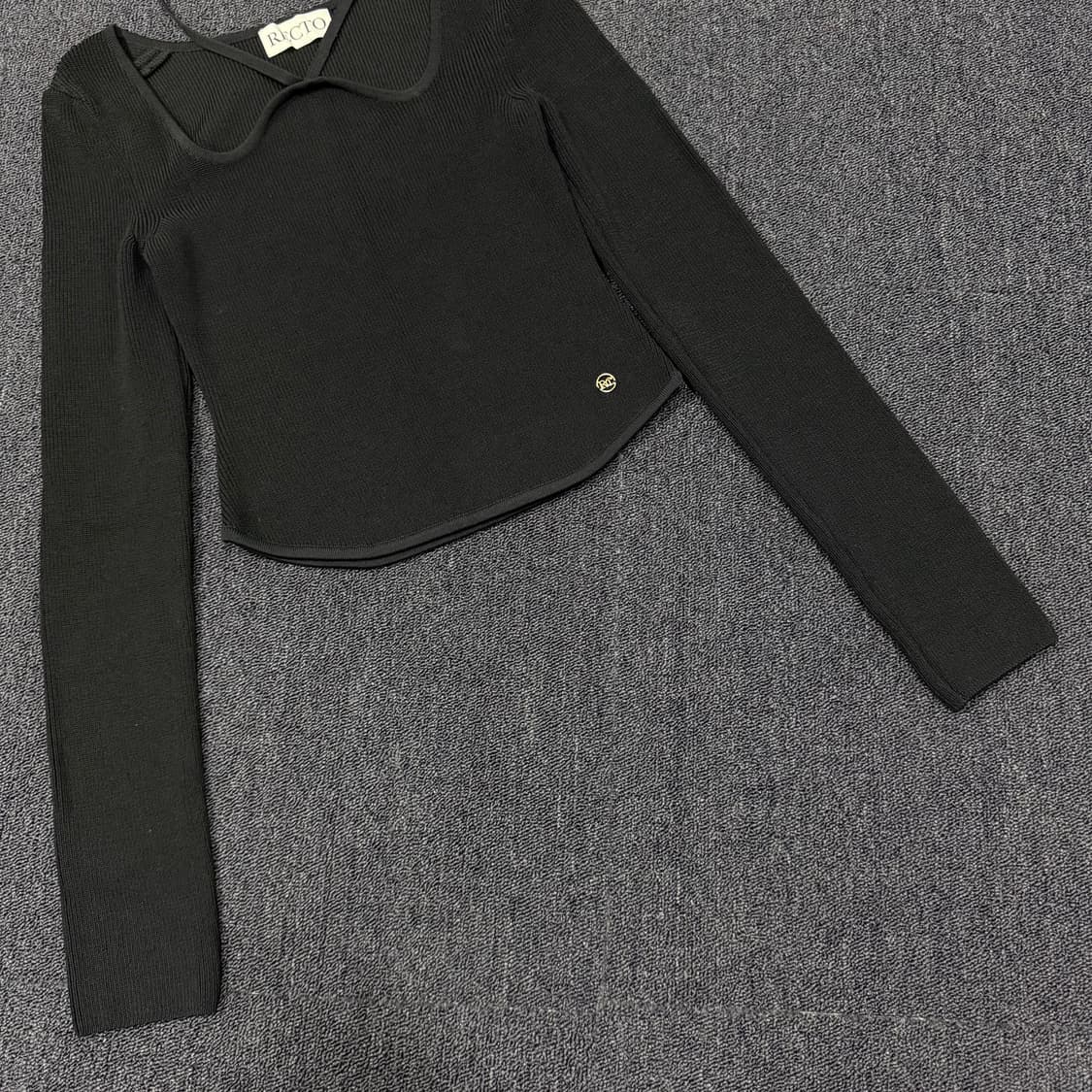 RECTO 렉토 시그니처 홀터넥 모나코 니트  상품이미지3
