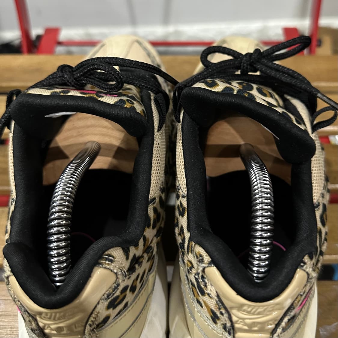 255) 나이키 운동화 남성 남자 신발 에어맥스 95 레오파드 상품이미지5