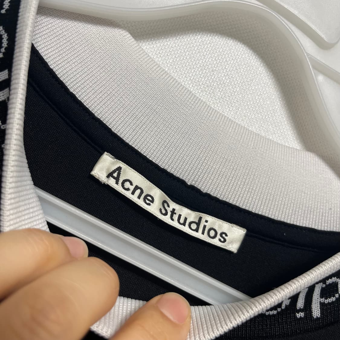 아크네 스튜디오 블랙 로고 반팔 티셔츠 xl 상품이미지2