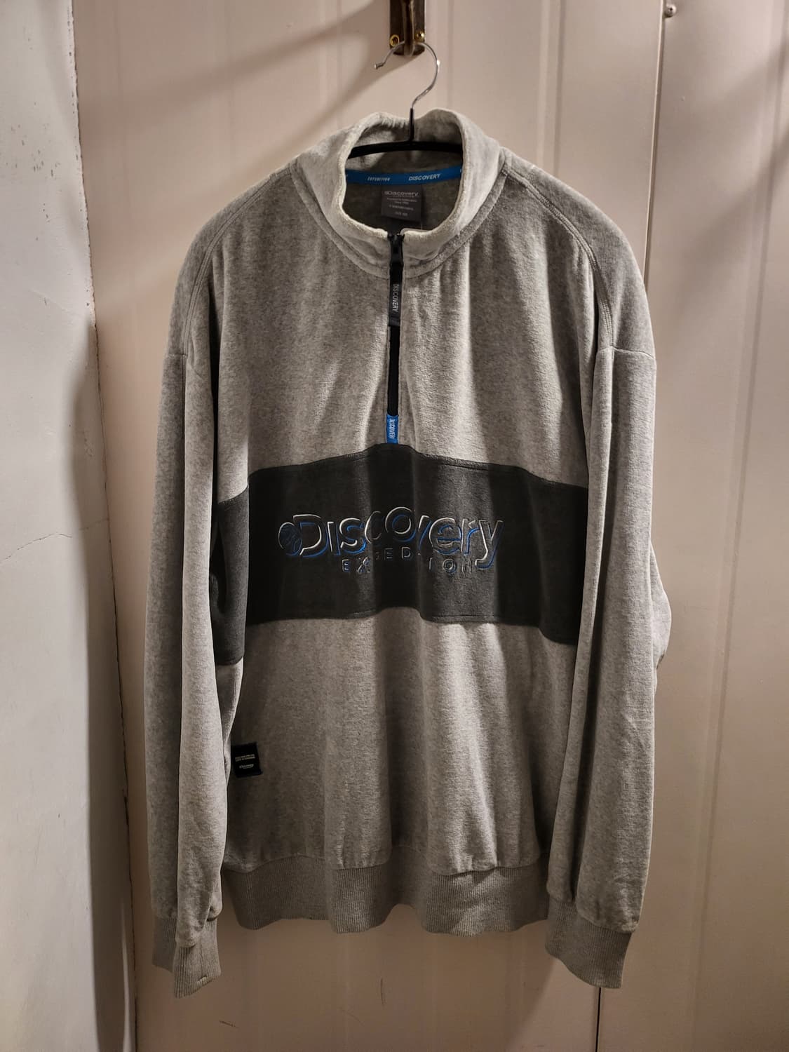 [100]디스커버리 반집업 상품이미지2