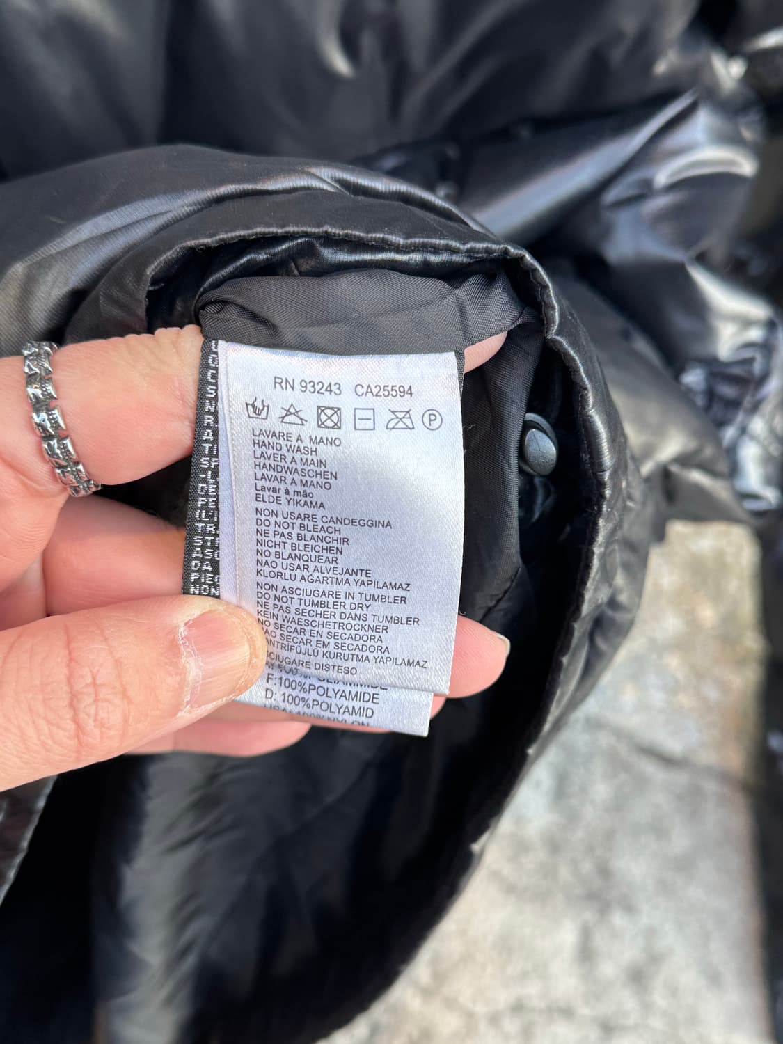 디젤 By 55DSL 유광 블랙 패딩  상품이미지8