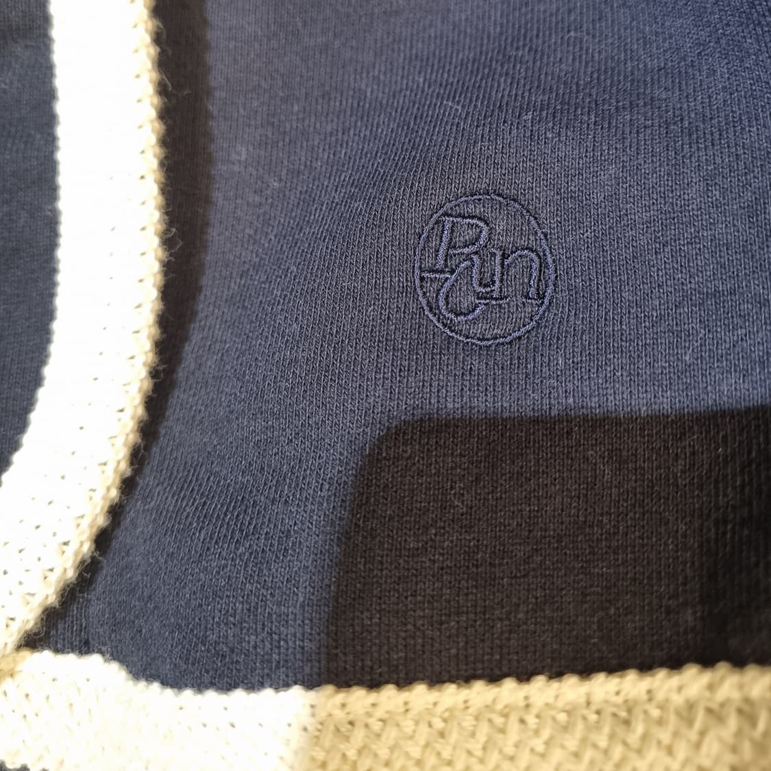 RONRON 론론 네이비 금장 단추 가디건 상품이미지6