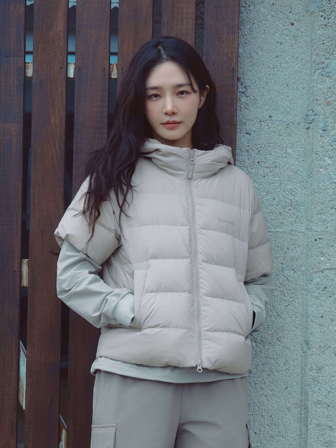 스노우피크 반팔 후드 패딩 자켓 라이트베이지 M 상품이미지3