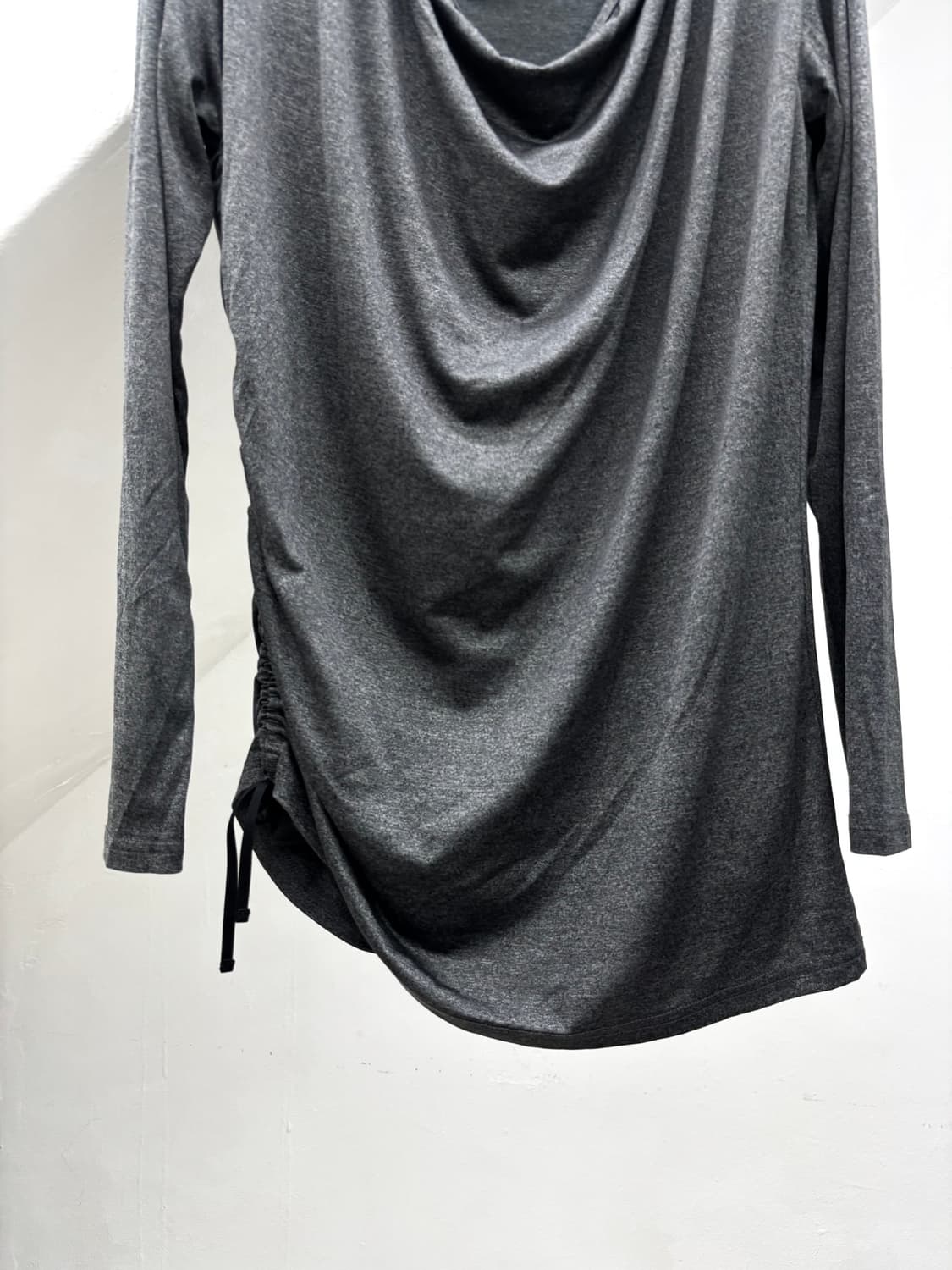 Schlussel drape unbalanced layered cut s 상품이미지8