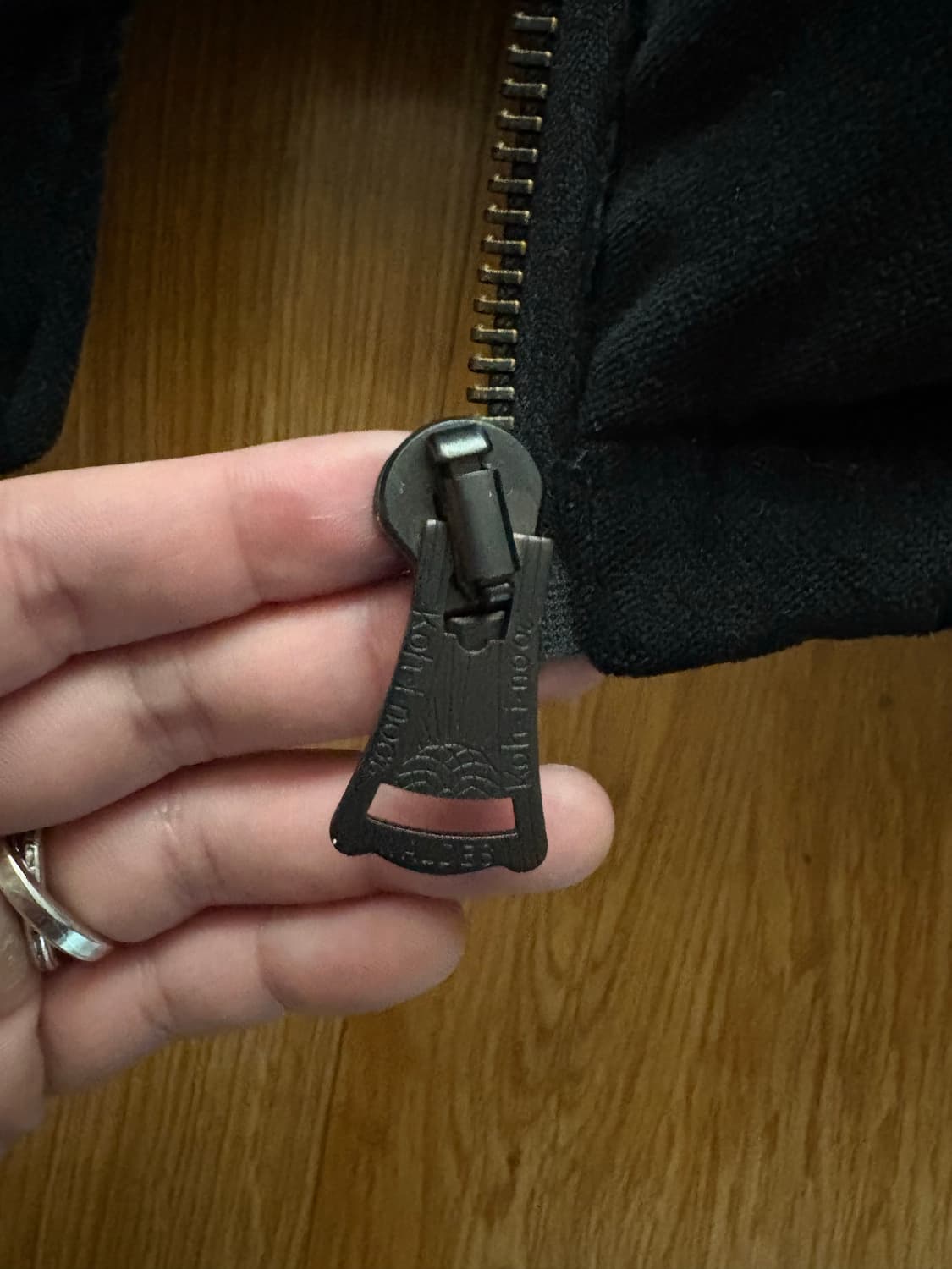 틸레이트 벨벳 다운 L 상품이미지2