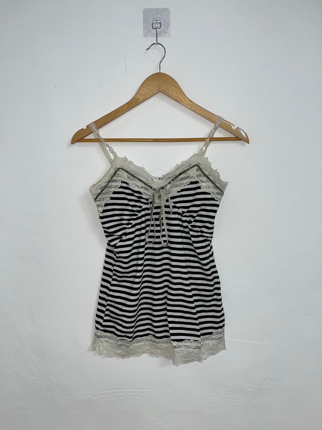 스트라이프 레이스 슬리브리스 상품이미지1