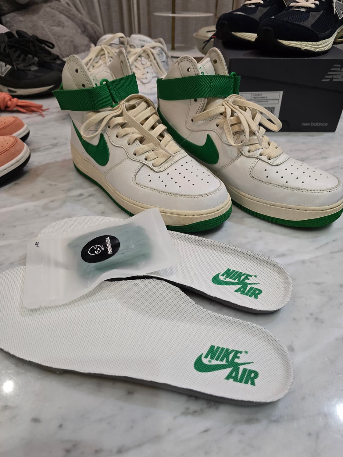 나이키운동화 포스1 하이 레트로 럭키그린275 상품이미지1