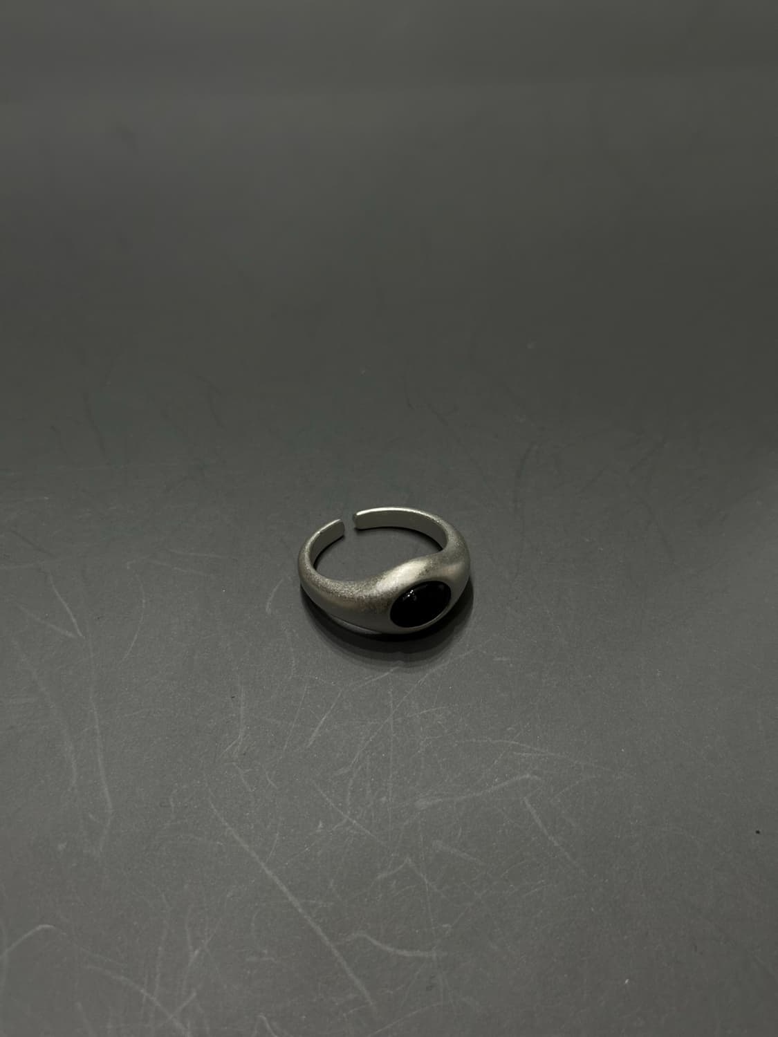 Black dot 반지 mat 상품이미지1