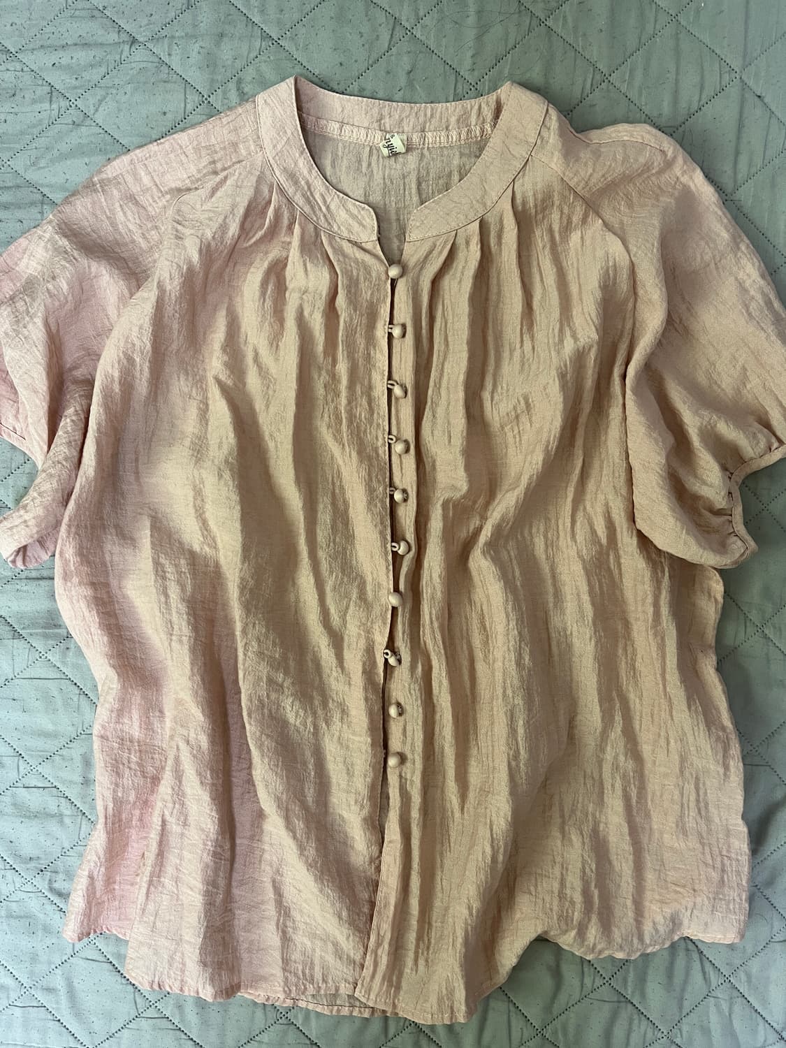 LOOSE FIT PINK BUTTONED BLOUSE 상품이미지1