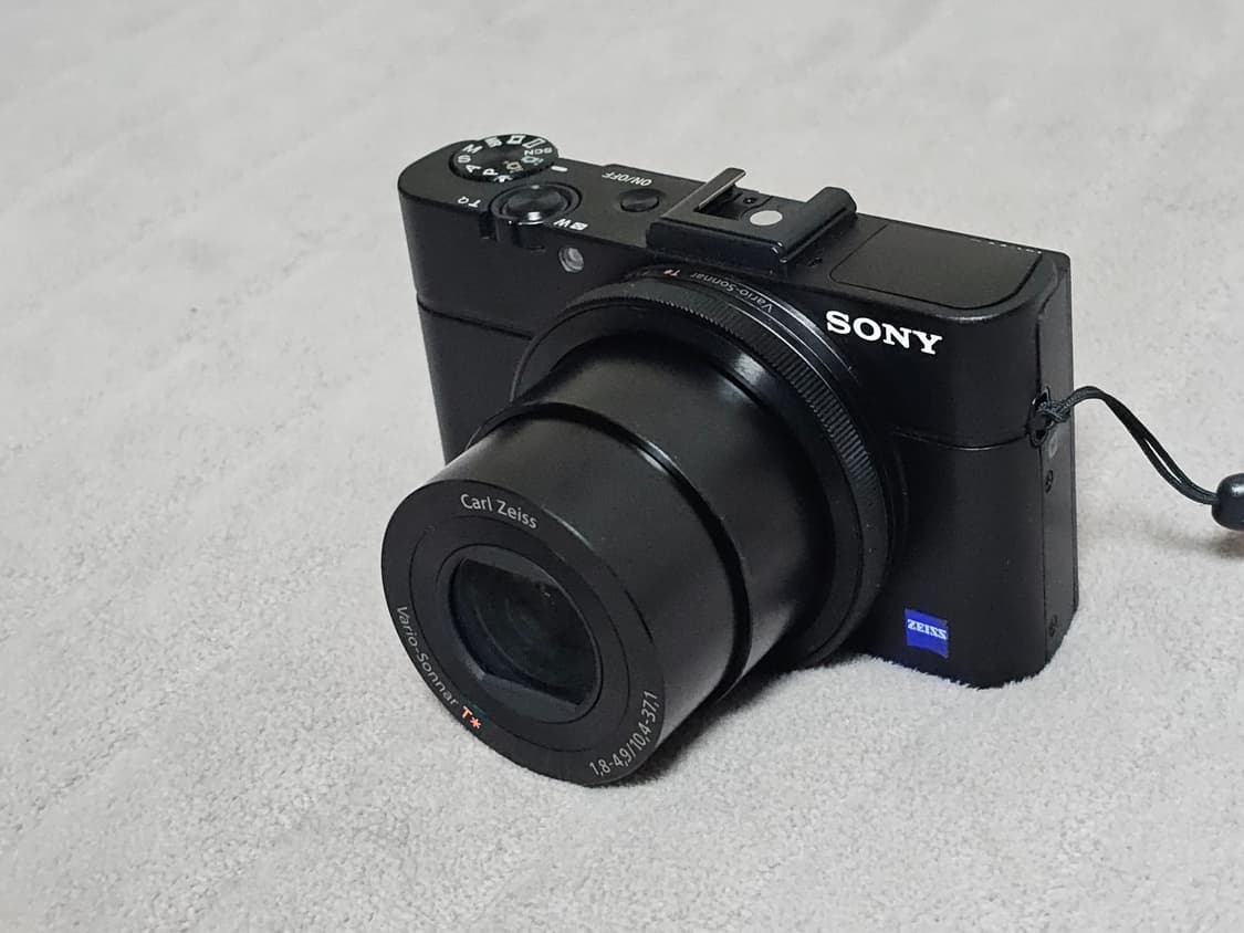 소니 RX100M2 디지털 카메라 상품이미지1