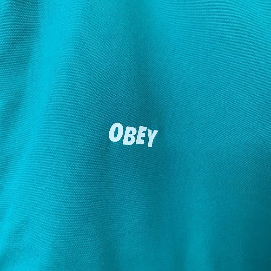 오베이 블루그린 백프린팅 윈드브레이커 상품이미지3