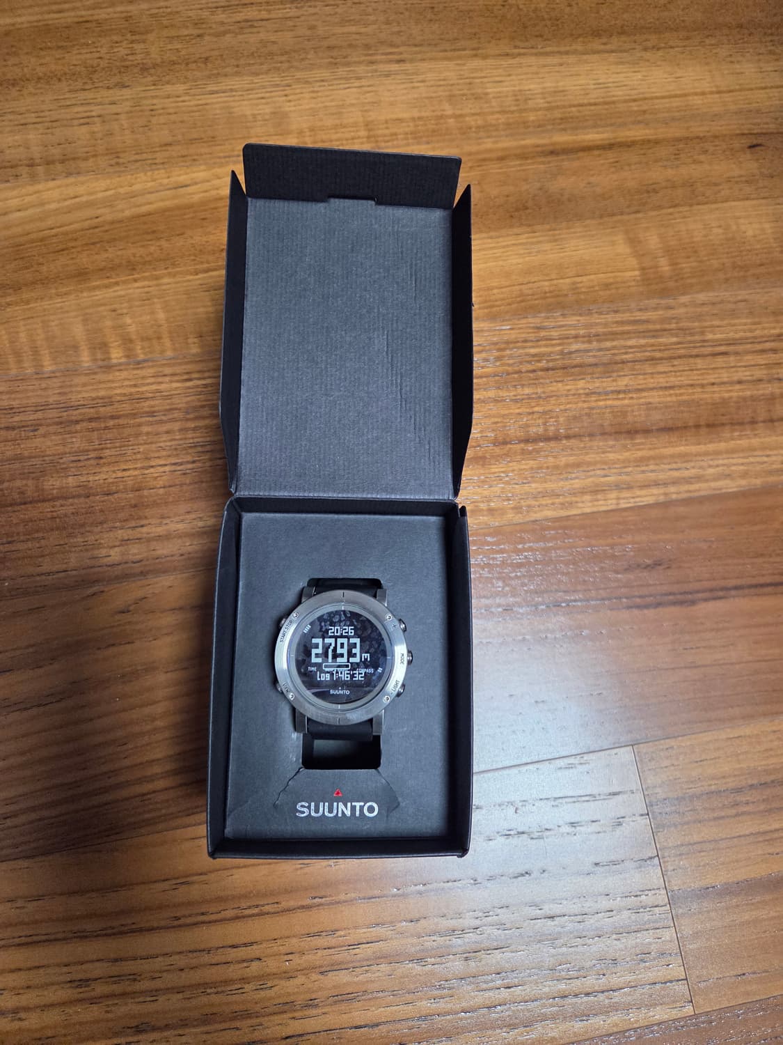 순토 코어 브러쉬드 스틸 상품이미지6