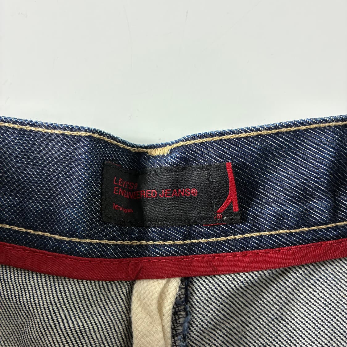 Levi's  리바이스 엔지니어드 진 신치백 데님 팬츠 상품이미지5