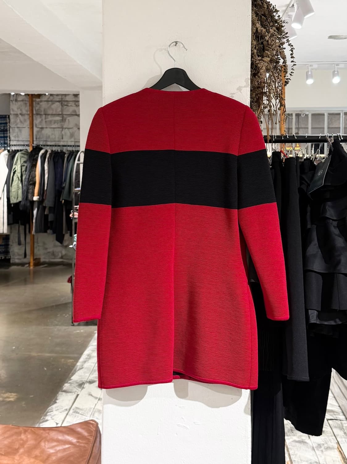 셀린느 레드 블랙 투톤 울 니트 가디건 드레스 상품이미지7